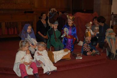 Praise and Play Nativity
